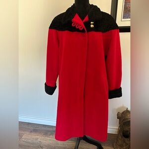 Tabe Vintage 100% Wool Coat